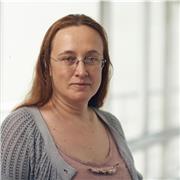 professeur native de russe, linguiste, pédagogue, donne classes de russe